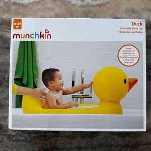 New In Box- Munchkin Inflatable Yellow Duck Portable Baby Bath Tub